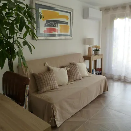 Le Patricia * Menton